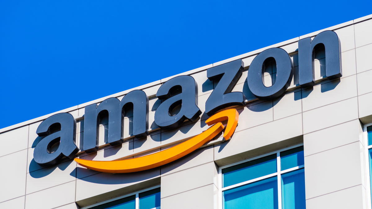 Amazon Aktie Das Dreieck Spitzt Sich Zu Ubs Kolumne