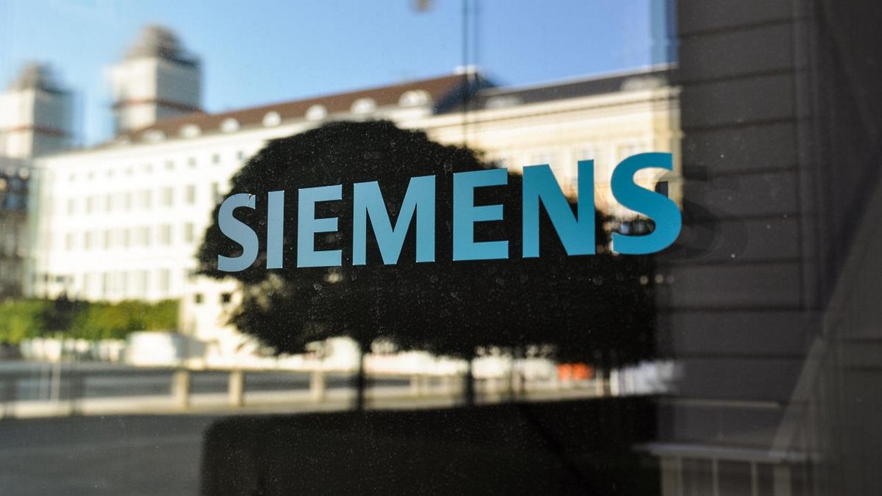 Bei Siemens Energy sind Shortseller aktiv. Bild und Copyright: Juergen_Wallstabe / shutterstock.com.