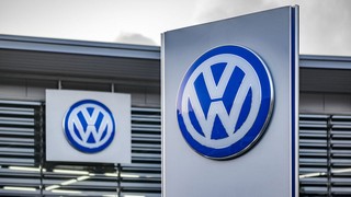 Volkswagen investiert bis zu 5 Milliarden Dollar in eine Kooperation mit Rivian zur Entwicklung einer neuen Architektur für Elektrofahrzeuge. Bild und Copyright: AR Pictures / shutterstock.com.